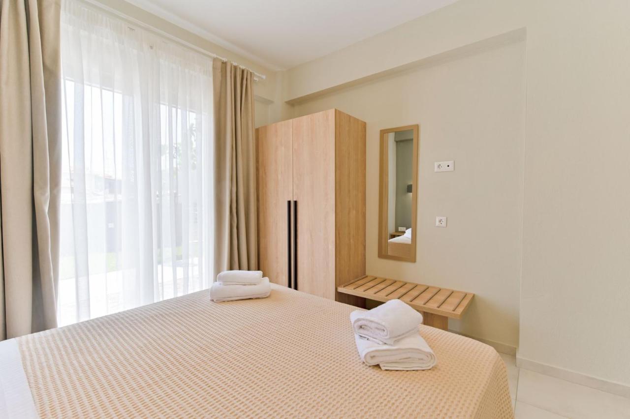 Kasta Family Apartments Никити Екстериор снимка