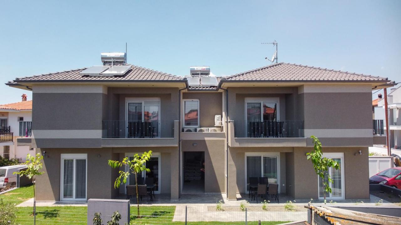 Kasta Family Apartments Никити Екстериор снимка